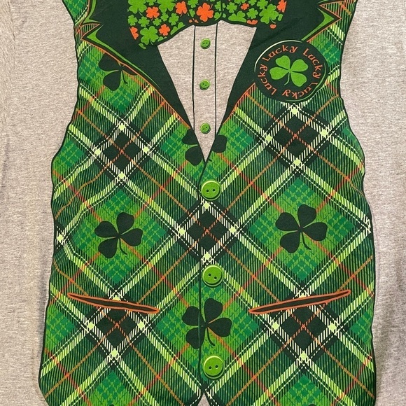St. Patrick’s Day T-shirt with printed green plaid vest and bow tie on front  M - Picture 2 of 9